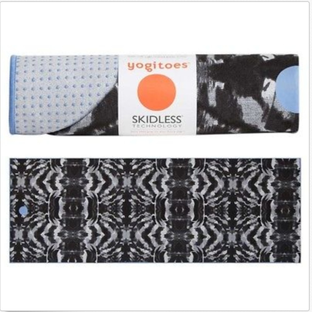 ✨SOLD✨Yogitoes Manduka Skidless Nonslip Yoga Towel